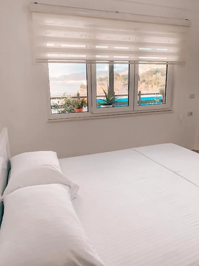 Aqua Holiday Apartments Vlore 0*,