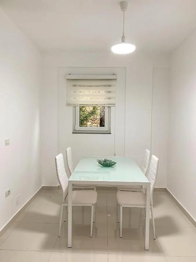 Aqua Holiday Apartments Vlore