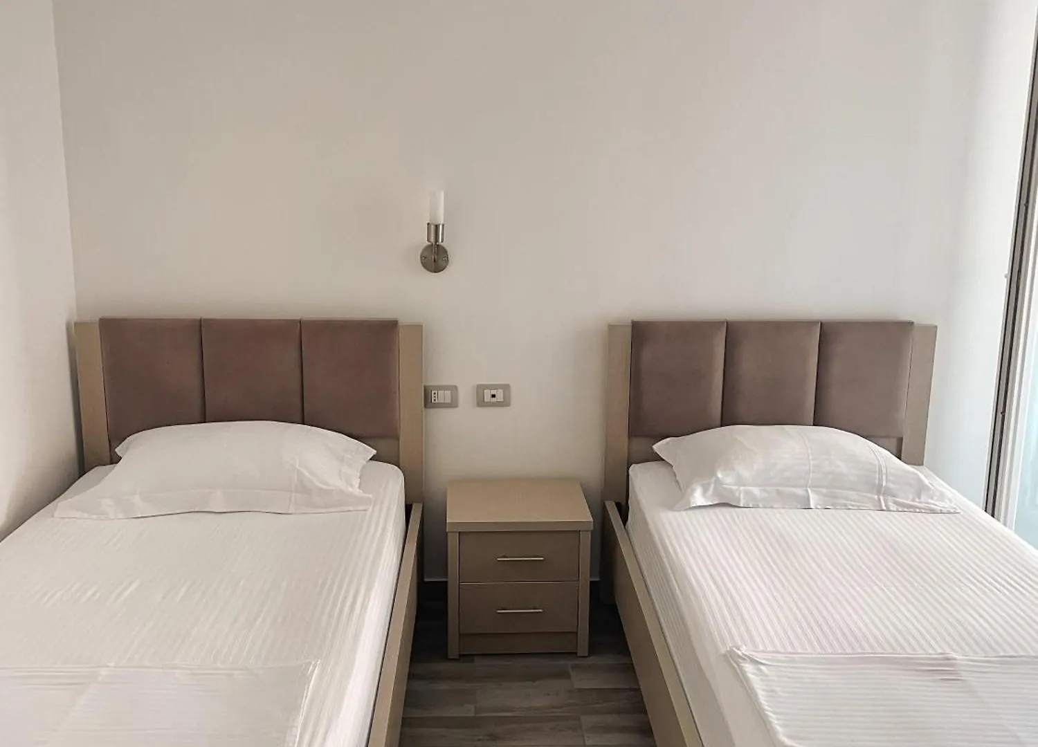 Aqua Holiday Apartments Vlore 0*,