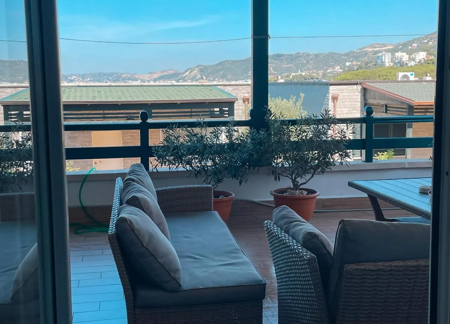 Aqua Holiday Apartments Vlore 0*,